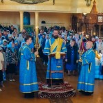 2015.09.21 Божественная литургия в храме в честь Казанской иконы Божией Матери г.о. Кинель (северная сторона)