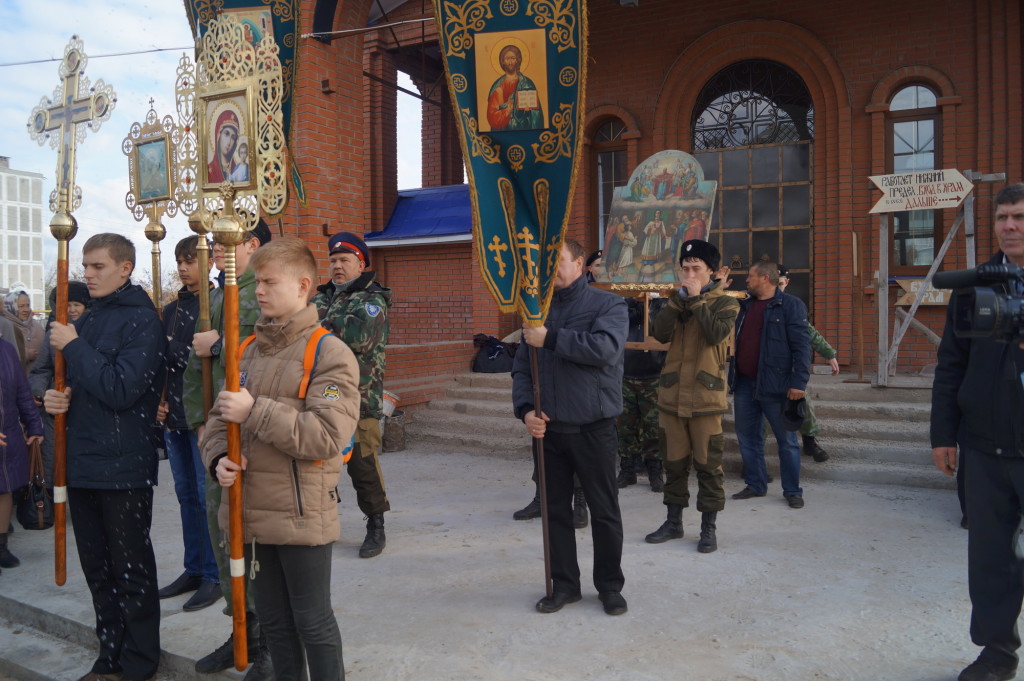 Под покровом Божией Матери