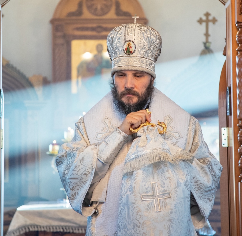 РОЖДЕСТВЕНСКОЕ ПОСЛАНИЕ ЕПИСКОПА КИНЕЛЬСКОГО И БЕЗЕНЧУКСКОГО СОФРОНИЯ пастырям, монашествующим и всем верным чадам Кинельской Епархии