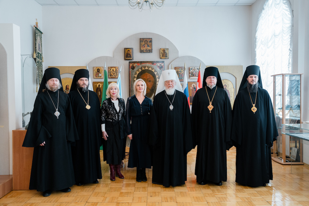 Архиерейский совет